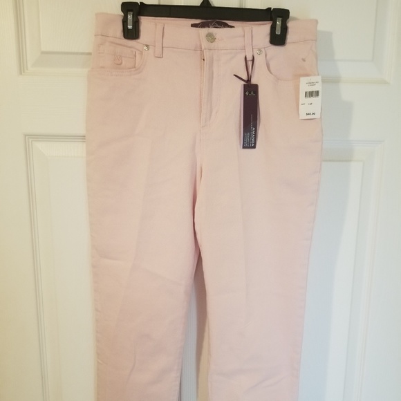 Gloria Vanderbilt Amanda Jeans NWT 10 Petite Pink - Picture 1 of 6